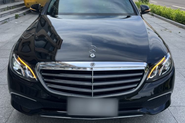 Used Mercedes-Benz E-Class 2018 Facelift E 200 L Exterior 1