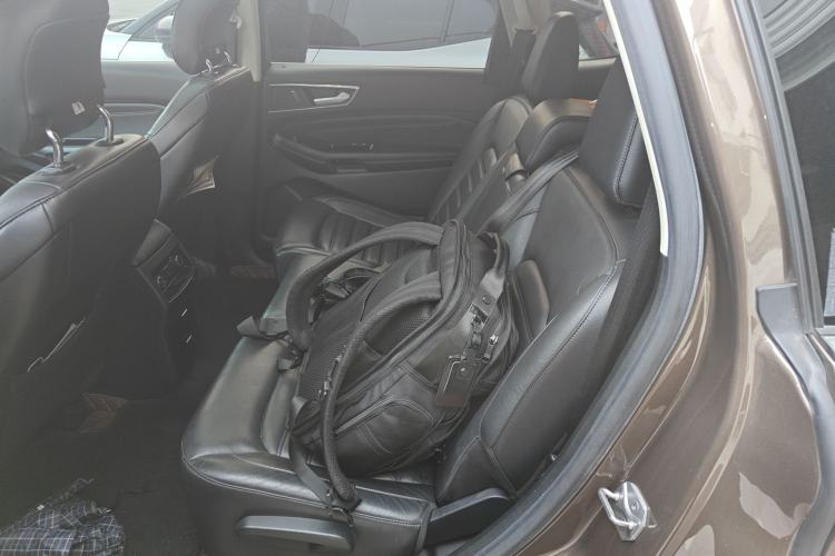 Used Ford Edge 2016 EcoBoost 245 Two-Wheel-Drive Titanium 7-Seater