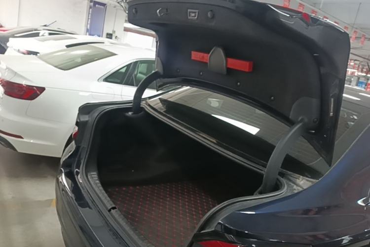 Used BMW 5 Series 2021 530Li Leading Model M Sport Package
