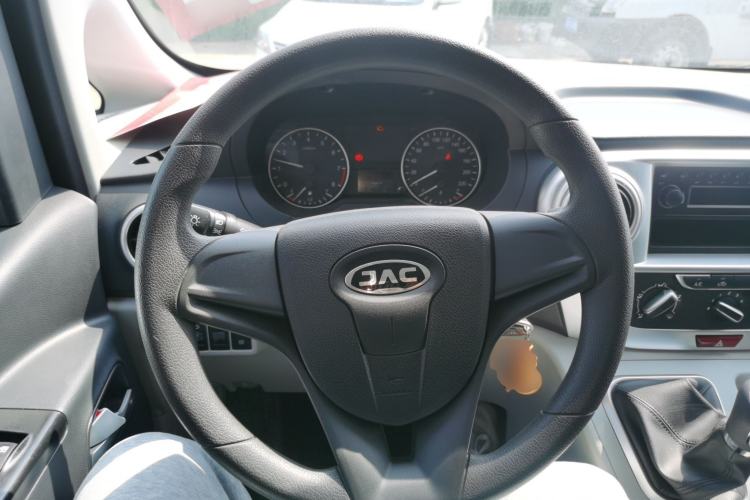 Used JAC Refine M3 2023 PLUS 1.5T 5/7-seat Classic Edition