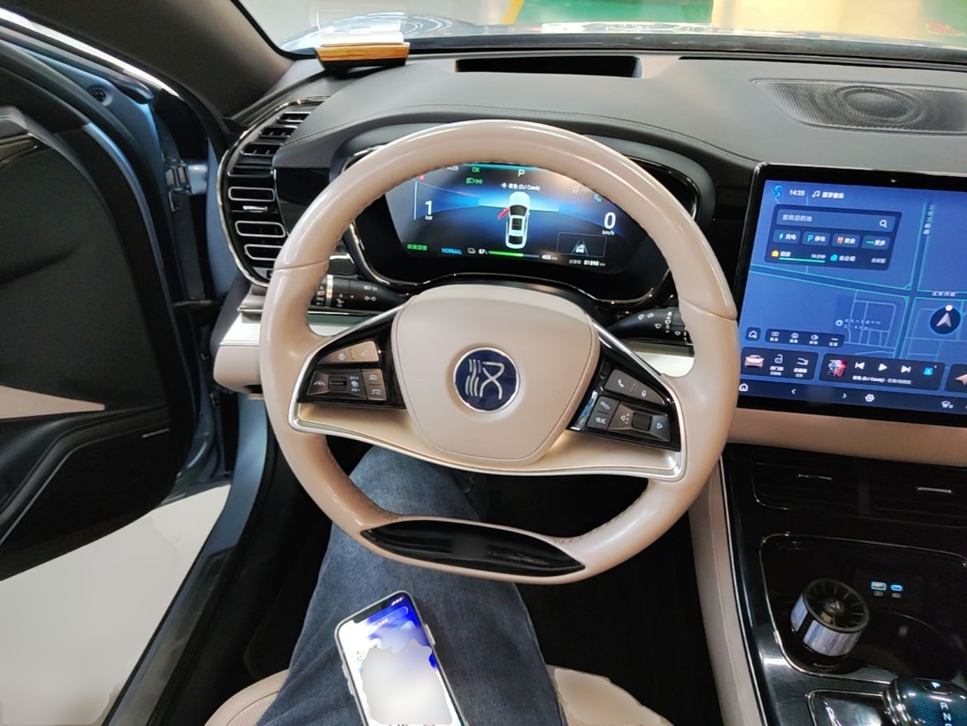 BYD Han 2024 EV Glory Edition 605KM Front-Wheel-Drive Premium Model — снимка 13