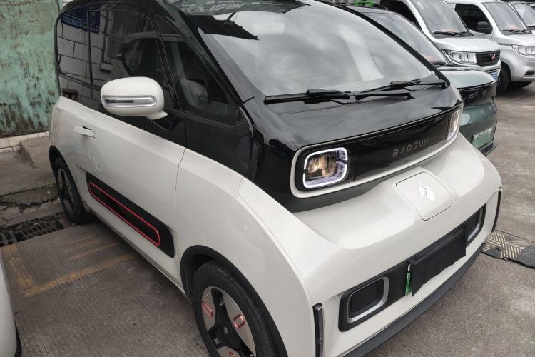 Used Baojun KiWi EV 2022 Artist Lite Edition Lithium Iron Phosphate
