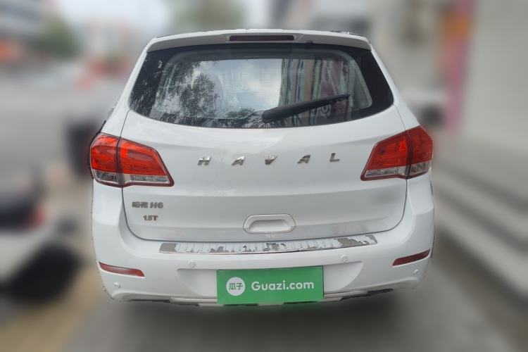 Used Haval H6 2016 Upgraded Model 1.5T Manual Two-Wheel Drive Elite Version Rear