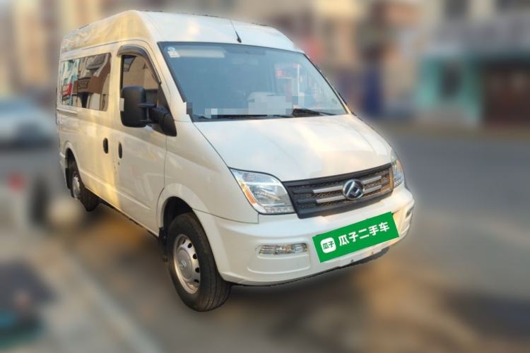 Used SAIC MAXUS Xintu V80 2021 2.0T PLUS AMT Aoyuntong Short-Wheelbase Mid-Roof 5/6-Seater
