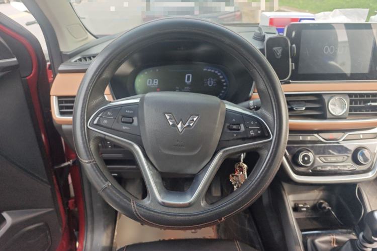 Used Wuling Hongguang S3 2018 1.5T Manual Luxury Model China V Standard Steering Wheel