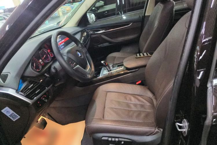 Used BMW X5 2018 xDrive28i Left Front Seat