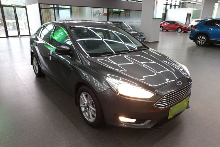 Used Ford Focus 2017 Sedan 1.6L Automatic Fashion Edition Smart Drive Version
