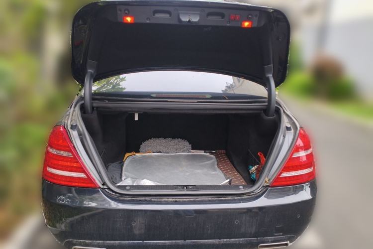 Used Mercedes-Benz S-Class 2012 S 300 L Business Standard Model Trunk