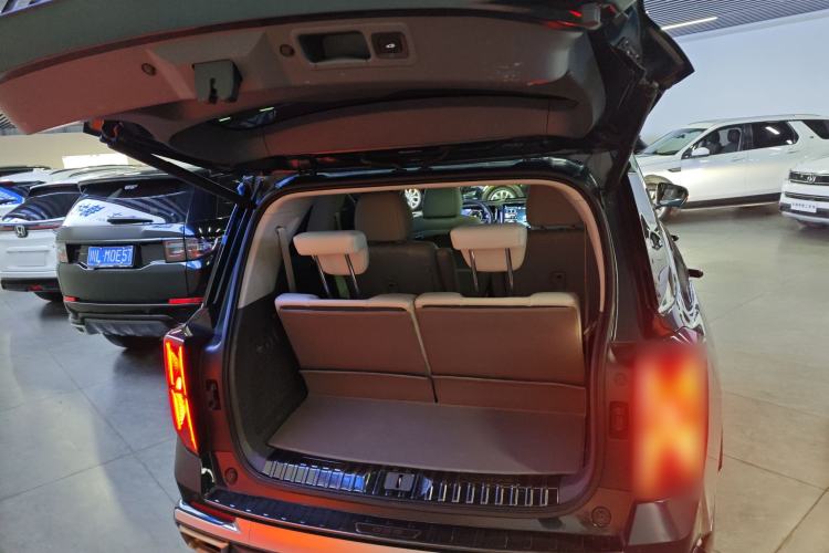 Used GAC Trumpchi GS8 2022 Double-Energy Series 2.0TM Two-Wheel Drive Prestige Edition (6 Seats) Trunk