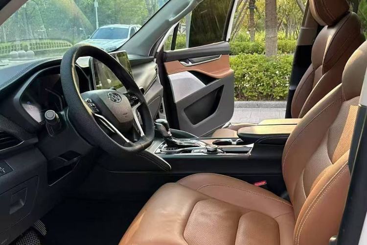 Used SAIC MAXUS D90 2017 2.0T Automatic All-Wheel Drive Sirius
