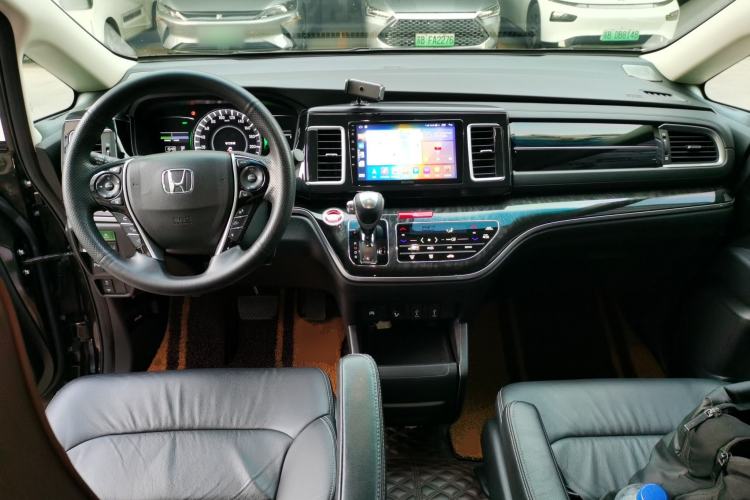 Used Honda Elysion 2019 2.0L Hybrid Luxury Edition
