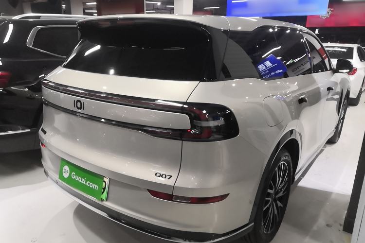 Used CHANGAN NEVO Q07 2025 215 Flagship Edition
