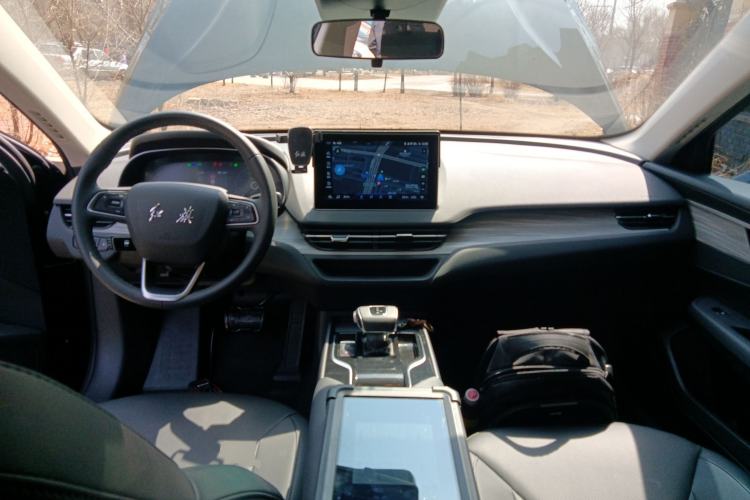 Used Hongqi E-QM5 2024 610 km PLUS Center Console