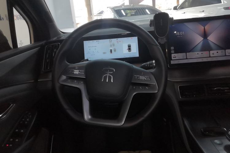 Used BYD Song L DM-i 2025 Intelligent Driving Version 112 km Leading Trim Steering Wheel