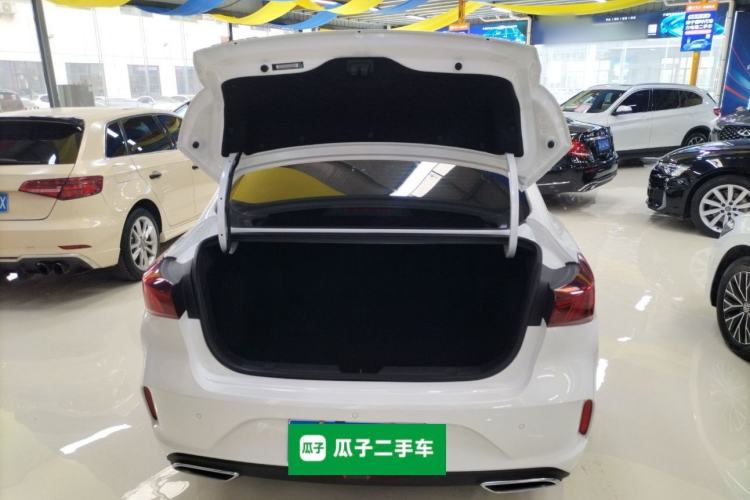 Used CHANGAN Eado 2024 PLUS Blue Whale NE 1.4T GDI DCT High-Energy Edition Trunk