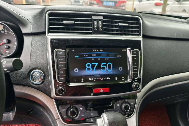 Used Haval M6 2019 1.5T DCT Two-Wheel Drive Elite Version China VI Standard
