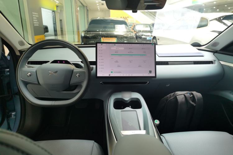 Used XPeng MONA M03 2025 620 Ultra-Long Range Plus Center Console