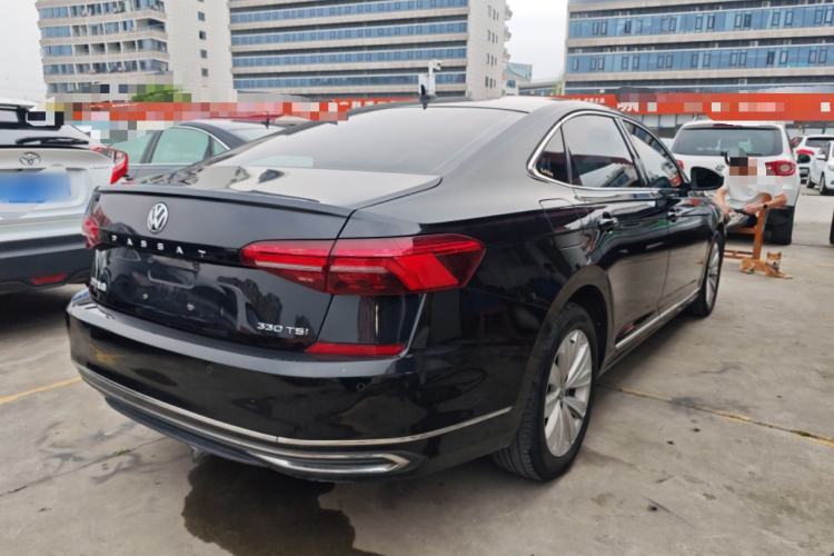 Used Volkswagen Passat 2020 330TSI Elite Edition China VI Rear Right 45 Deg