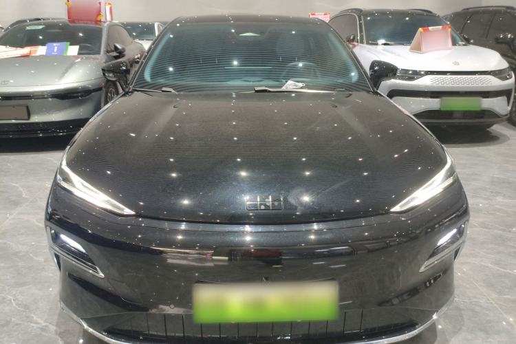 Used Geely Galaxy 8 2025 130km EM-i Deluxe Edition
