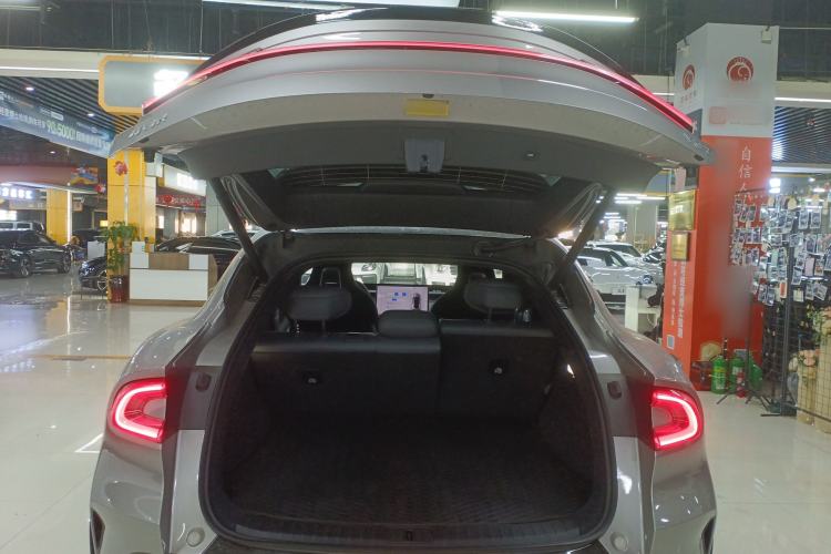 Used Xiaomi Auto YU7 2025 Ultra-Long Range Rear-Wheel Drive Version Trunk