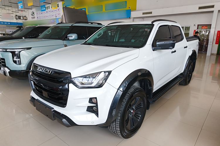 Used Isuzu D-MAX 2023 1.9T Automatic All-Wheel Drive V-CROSS Flagship Edition