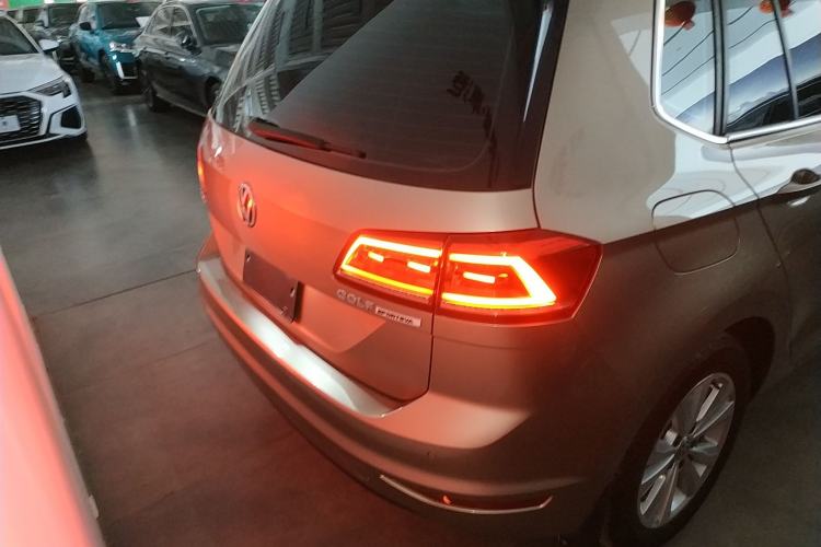 Used Volkswagen Golf Sportsvan 2016 230TSI Automatic Trend Edition