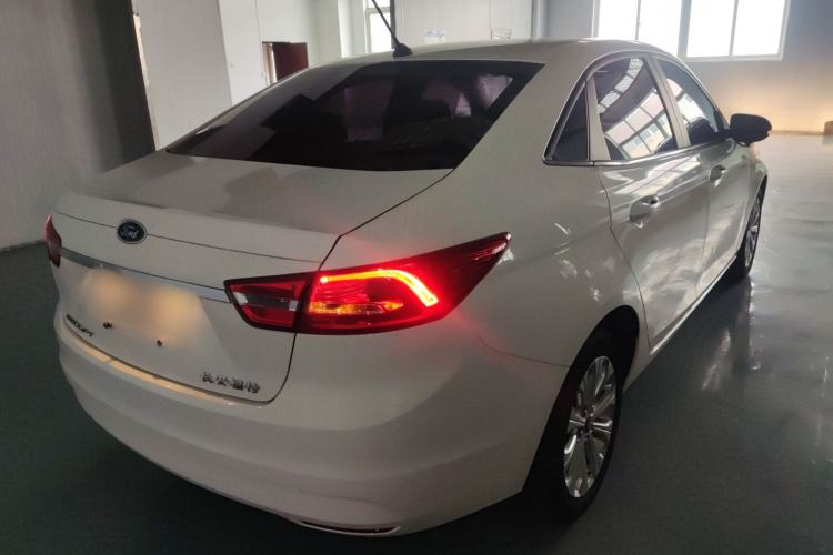 Used Ford Escort 2017 Happiness Edition 1.5L Automatic Fashion Version