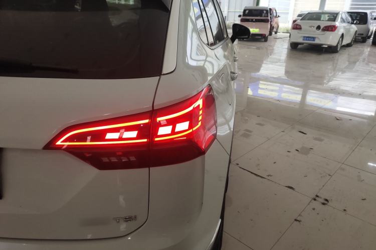 Used Volkswagen Tayron 2020 280TSI Two-Wheel Drive Luxury Connect Edition