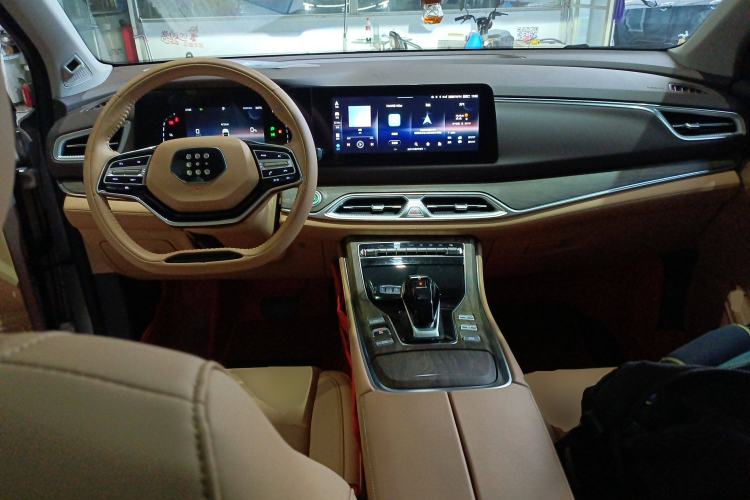 Used Landian E5 2023 1.5L DE-i 100KM Zhenxiang Edition 7-Seater