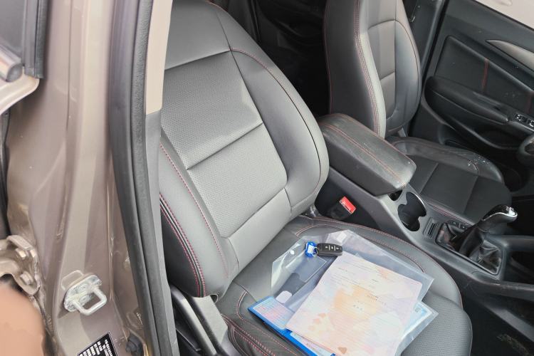 Used Changan CS75 2016 2.0L Manual Luxury Version China V Standard
