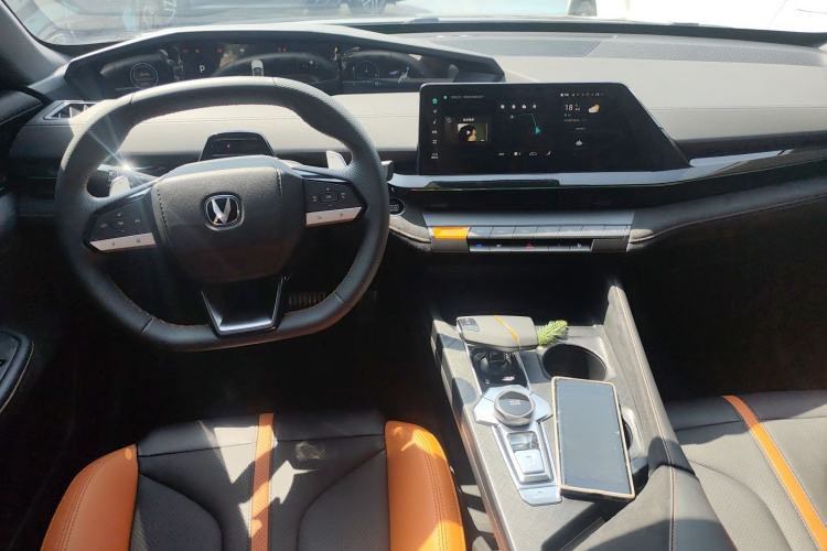 Used CHANGAN UNI-V 2024 1.5T Prestige Sport Edition
