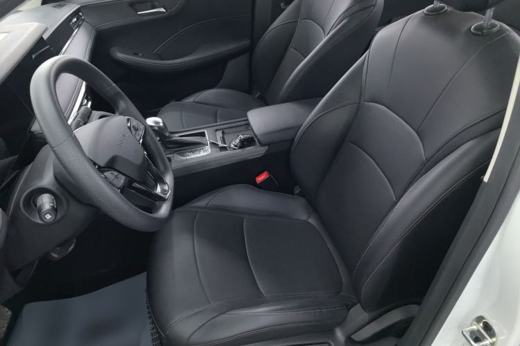 Used Roewe i5 2023 1.5L CVT Luxury Edition
