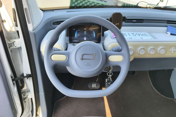 Used Bestune Pony 2025 222km Range Agile Horse Steering Wheel