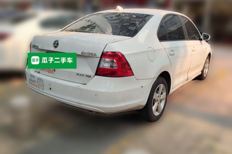 Used Skoda Rapid 2013 1.6L Automatic Smart Selection Model Rear Right 45 Deg