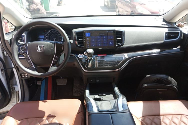 Used Honda Odyssey 2021 2.0L Rui·Comfort Edition Center Console