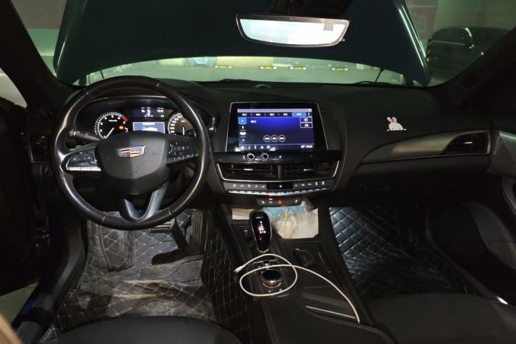 Used Cadillac CT5 2020 28T Luxury Version Center Console
