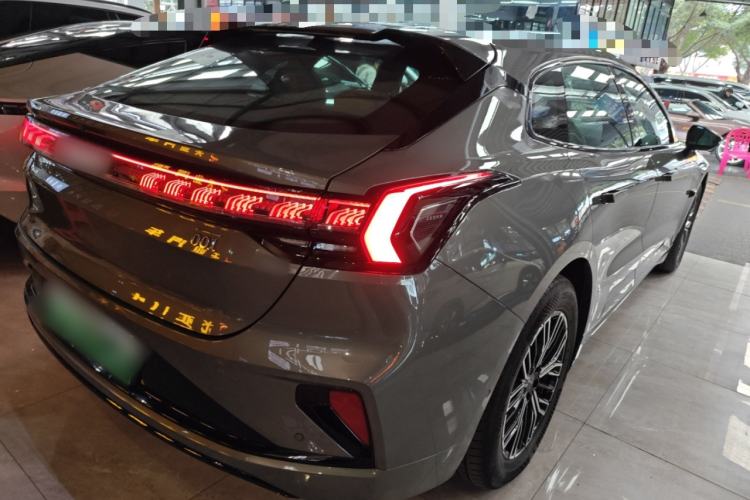 Used Zeekr 001 2025 WE Edition 95 kWh All-Wheel Drive