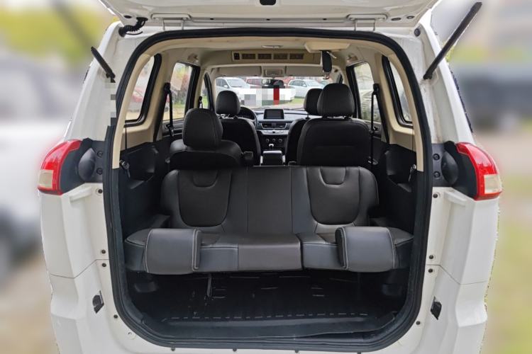 Used Dongfeng Fengon 330 2019 1.5L 330S Manual Comfort Version China VI Standard Trunk