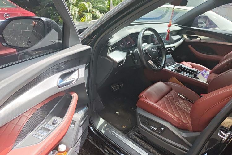 Used Audi Q6 2023 45 TFSI quattro Qiyun Edition Flying Rider Package Driver Seat