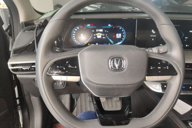 Used CHANGAN Eado 2023 Changan Edition PLUS Blue Whale NE 1.4T GDI DCT Prestige Version