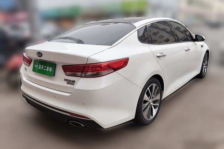 Used Kia K5 2016 2.0L Automatic LUX Rear Right 45 Deg