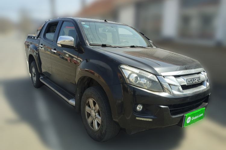 Used Isuzu D-MAX 2015 2.5T Two-Wheel Drive Automatic High-Performance Elite Version 4JK1 Front Right 45 Deg