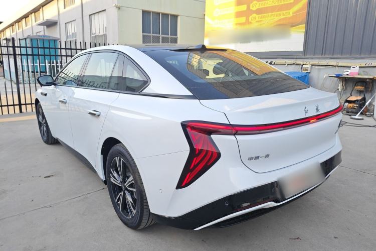 Used Hongqi EH7 2025 600 Smart Selection Edition
