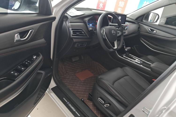 Used Changan CS75 2021 Honor Million Edition 280T DCT Prestige Model
