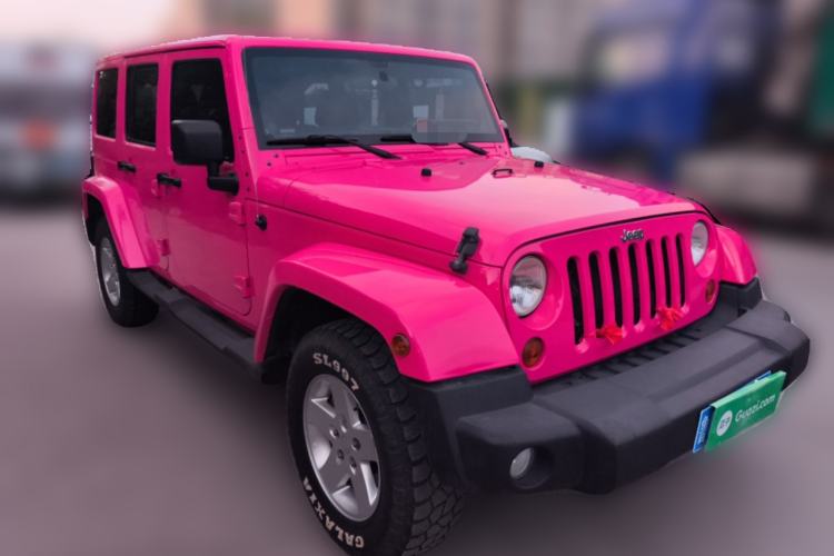 Used Jeep Wrangler 2011 3.8L Sahara Four-Door Edition Front Right 45 Deg