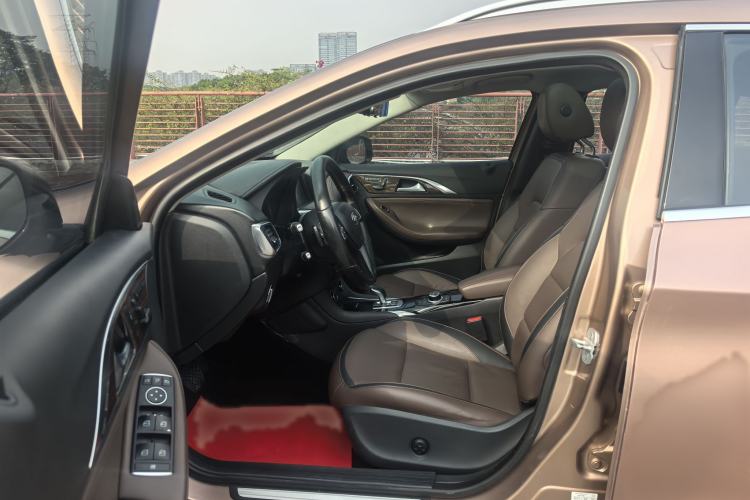 Used Infiniti QX30 2017 2.0T Four-Wheel Drive Sport Edition