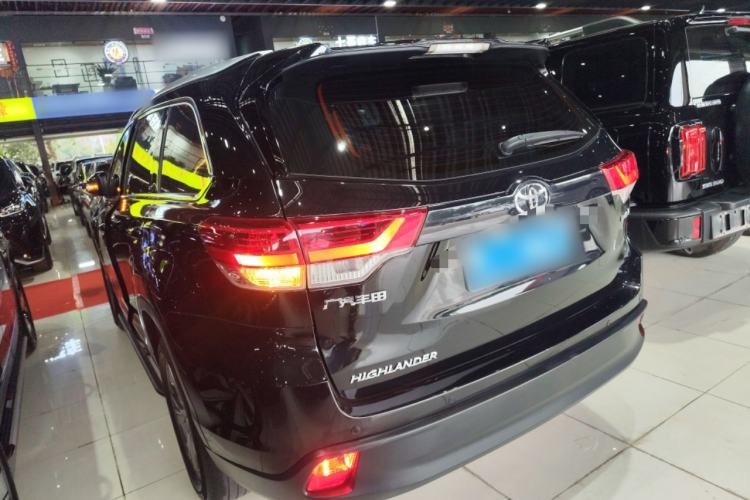 Used Toyota Highlander 2021 2.0T Two-Wheel Drive Elite Edition 5 Seats
