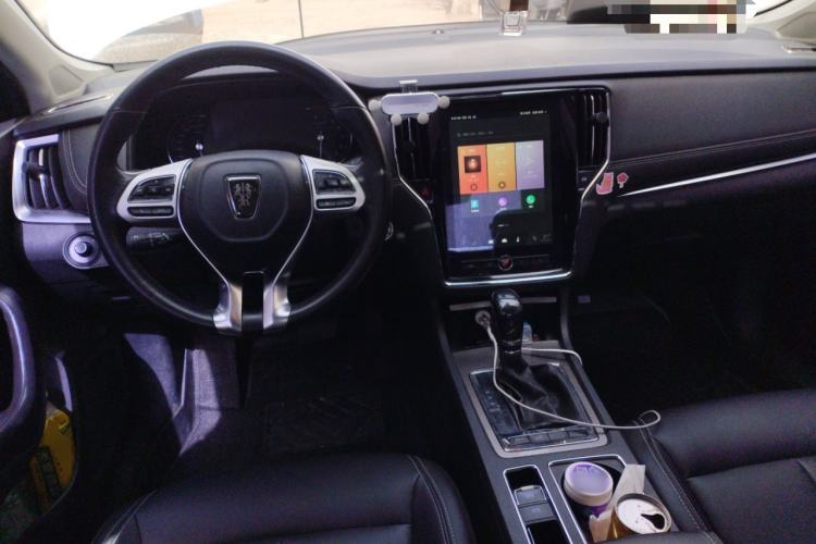 Used Roewe i6 2017 20T Automatic Internet ZhiZun Edition