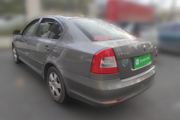 Used Skoda Octavia 2012 1.6L Automatic Yijie Edition Rear Left 45 Deg