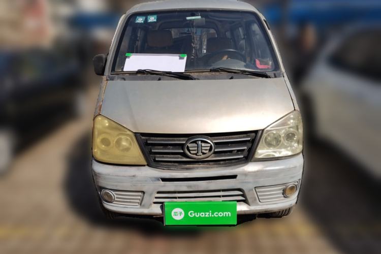 Used FAW Jiabao V52 2011 1.0L Practical Version LJ465QE1